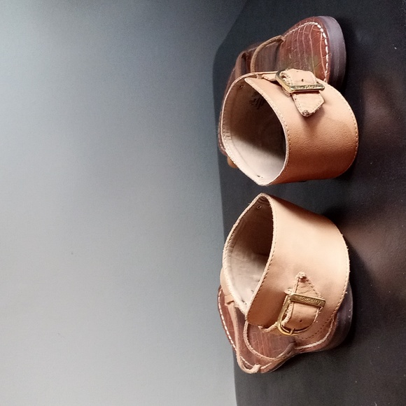 Sam Edelman Genette Gold and Tan Gladiator Sandals - Picture 5 of 14